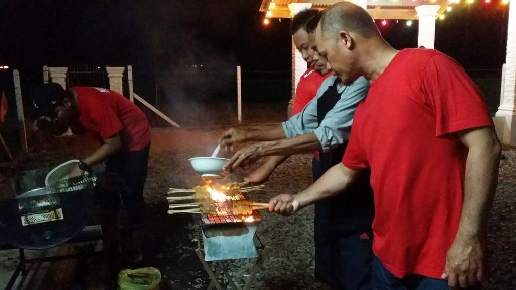 D'Pantai Homestay Kuala Sg. Baru Malacca Exterior foto